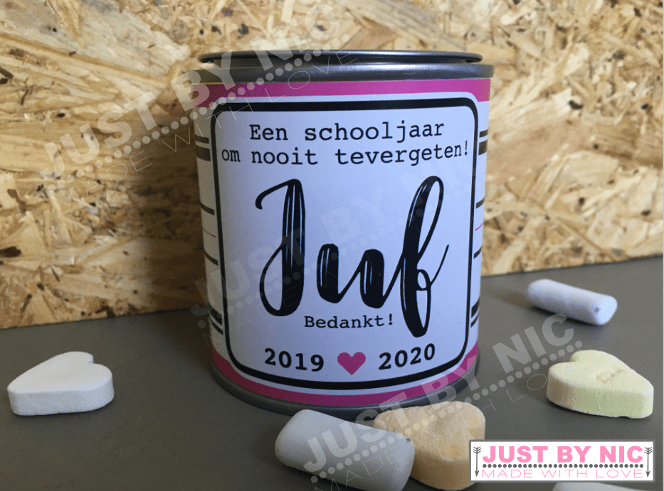 Blikje  "Een schooljaar om nooit te vergeten -Bedankt Juf - 2019-2020"